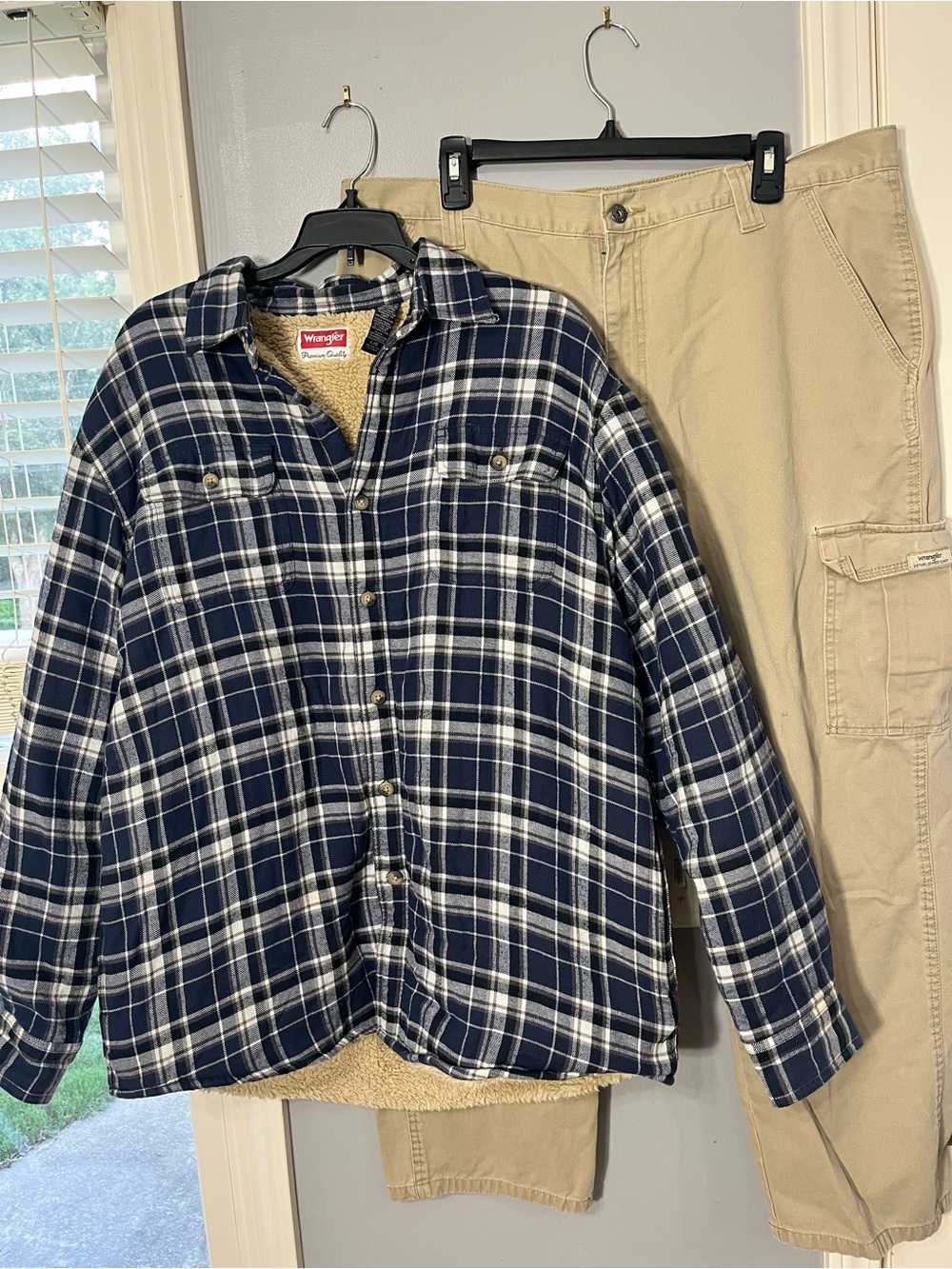 Wrangler Navy and White Plaid Sherpa-Lined Button-Down Shirt